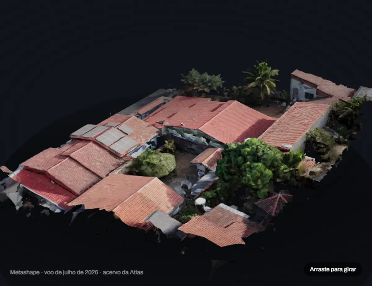 Modelo tridimensional: Residência levantada por drone, com os módulos já instalados na água voltada ao norte.